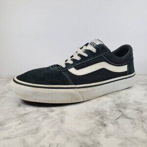 Vans Women's Size 9 Old Skool Low Top, Classic Chic Sneakers